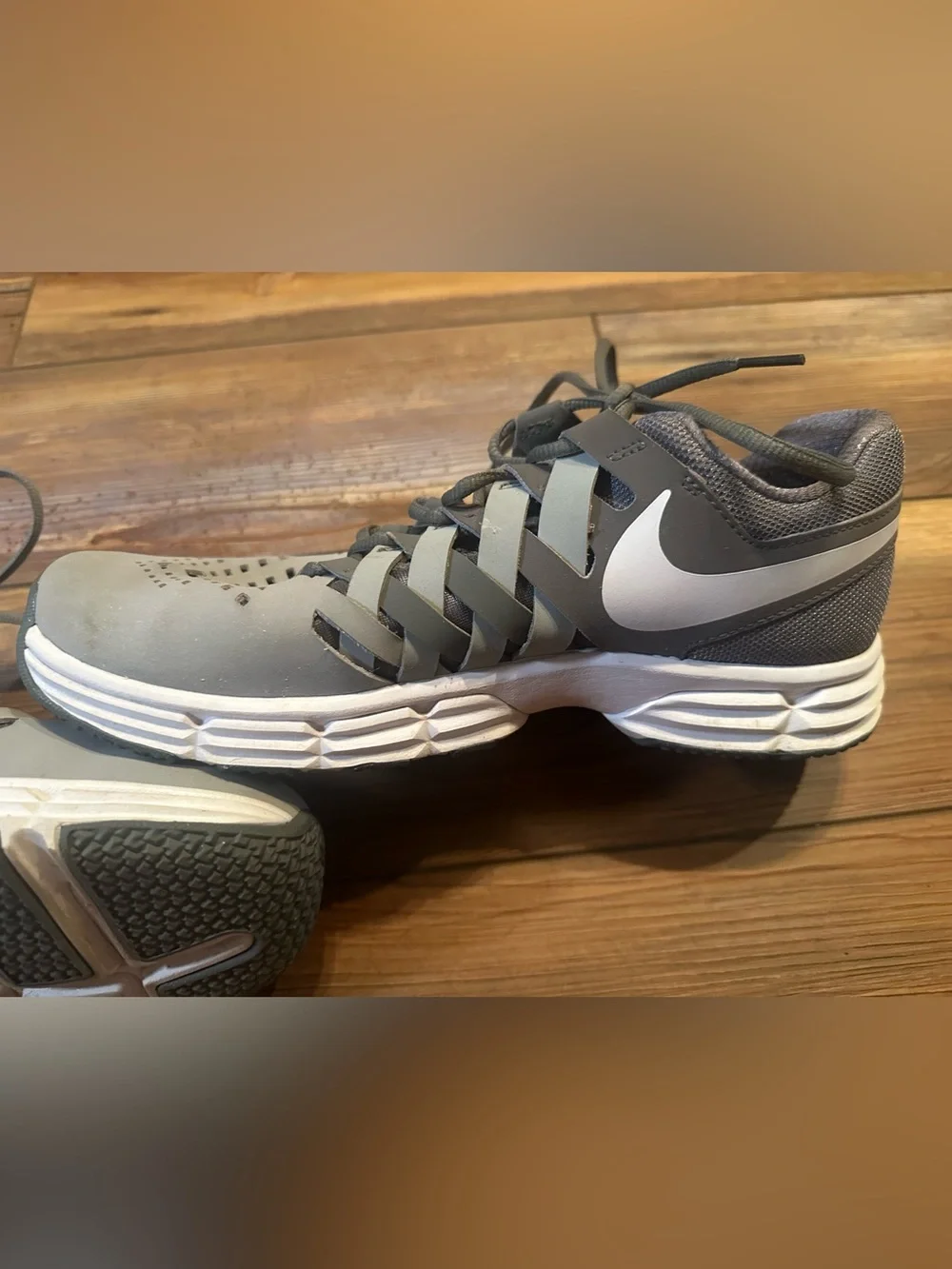 Nike men’s athletic